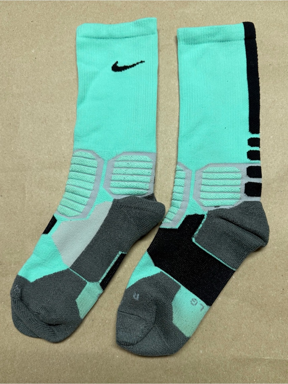Nike HyperElite Crew L Large Teal Men’s 8-12 Basketball Socks Cushion Rare!